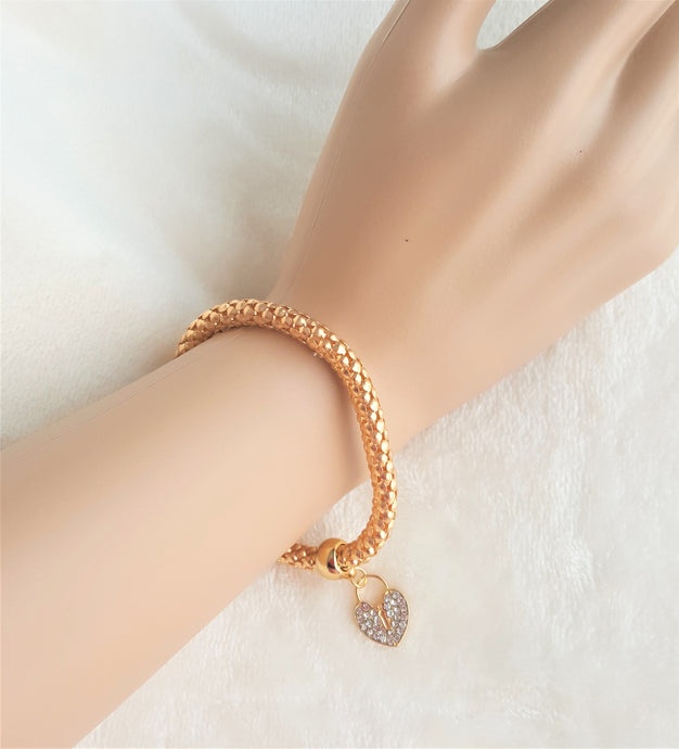 Gold Tone Stretch Metal Mesh Bracelet with Rhinestone Heart Charm, Gold Mesh Stretch Bracelet - Urban Flair USA