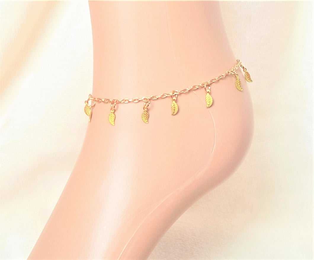 Anklet, Gold Chain Anklet with Leaf Charms - Urban Flair USA