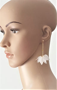 Floral Earrings White Gold Fashion Earrings Rhinestone Acrylic Dangle Drop Earrings by UrbanFlair - Urban Flair USA