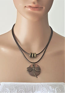 Choker Necklace Vintage with Wooden & Antique Gold Pendant - Urban Flair USA