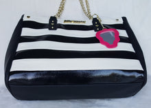 Load image into Gallery viewer, Betsey Johnson TOTE BAG IN BAG - BLACK/WHITE - Urban Flair USA