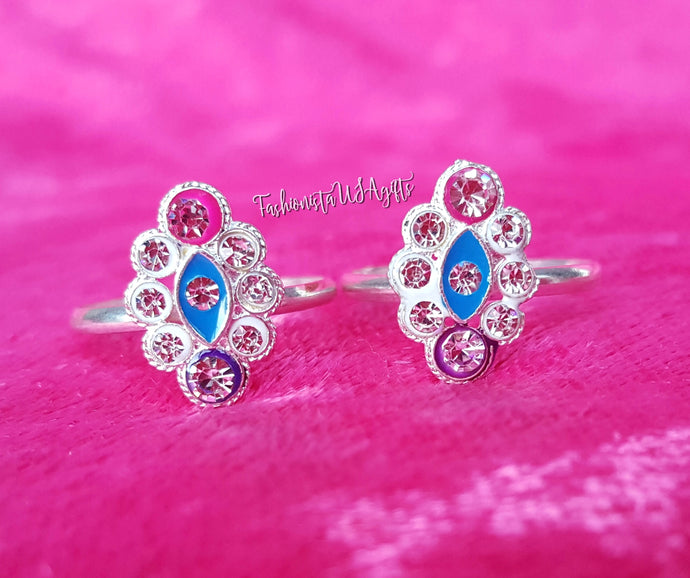 Toe Rings (Set of 2) from Fashionista - Urban Flair USA
